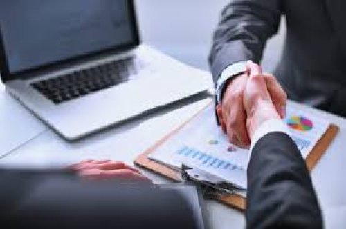 Dicas Práticas para Construir Confiança com Seus Clientes Desde o Início